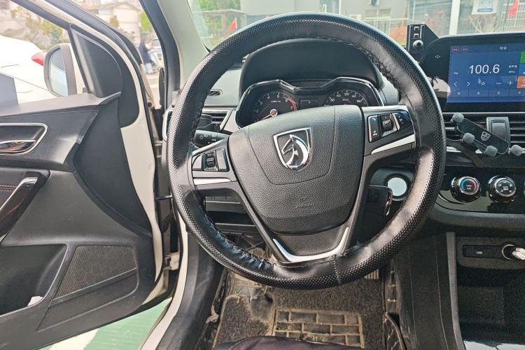 Used Baojun 310 2017 1.5L Manual Luxury Model
