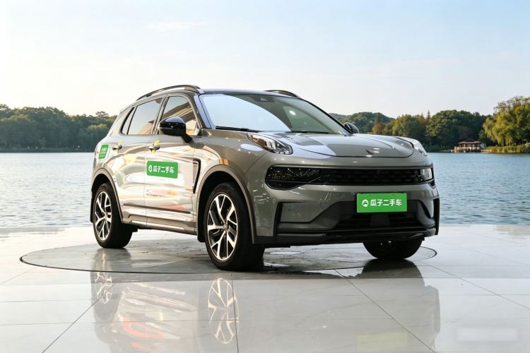 Used Lynk & Co 01 2021 2.0TD Four-Wheel Drive Hype-Halo Exterior 2