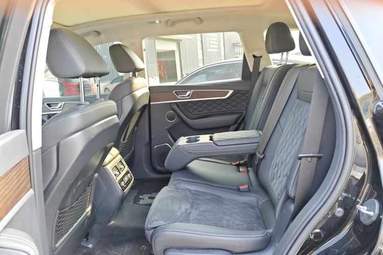 Used Hongqi HS7 2022 3.0T Automatic All-Wheel Drive ZhiLian Flagship Edition Five Seats Left Rear Seat