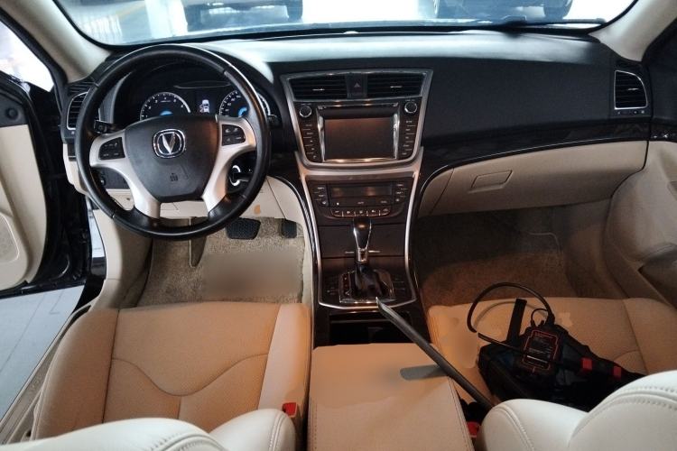 Used Changan Raeton 2014 1.8T Automatic Elite Anniversary Edition China IV Standard
