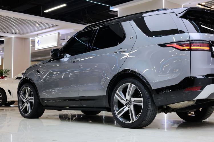 Used Land Rover Discovery 2023 360 PS Metropolitan Edition
