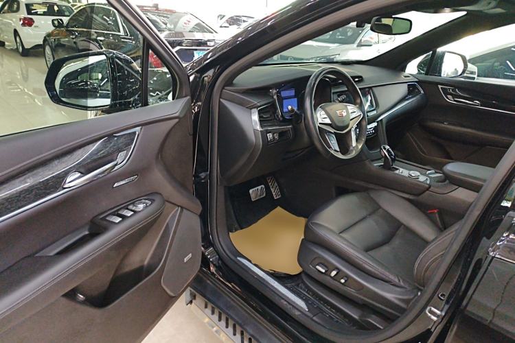 Used Cadillac XT5 2021 2.0T Two-Wheel Drive Luxury Version