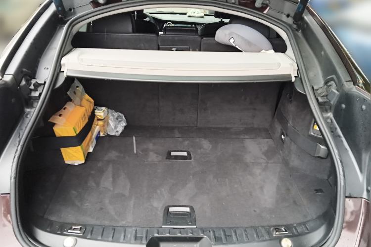 Used BMW 5 Series GT 2011 535i Elegant Edition Trunk