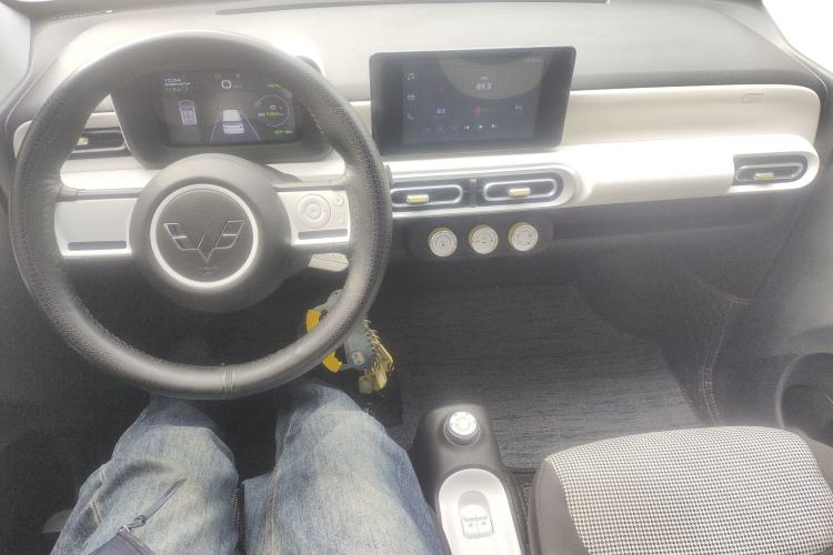 Used Wuling Hongguang MINIEV 2024 3rd Generation 215km Advanced Version