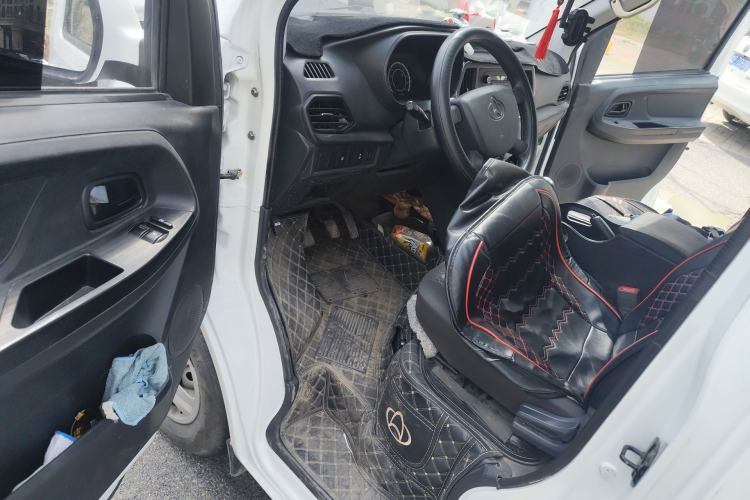 Used CHANGAN KAICHENG Ruixing M60 2023 1.5L GDI Comfort-Class Passenger Vehicle 6/7 Seats
