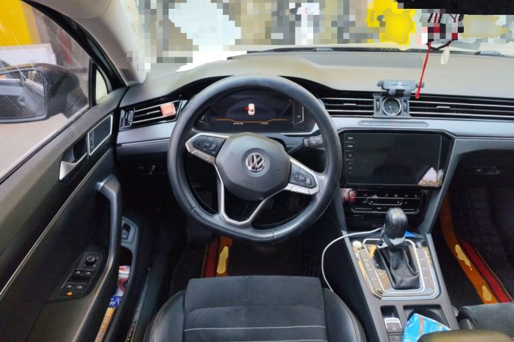 Used Volkswagen Magotan 2020 330TSI DSG Luxury Edition Steering Wheel