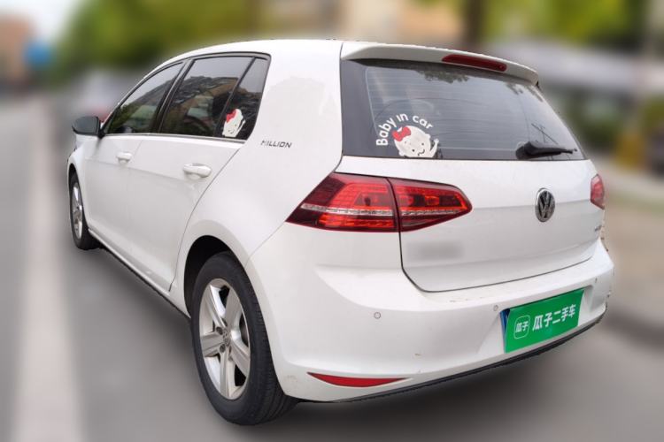 Used Volkswagen Golf 2017 1.6L Automatic Comfort Million-Vehicle Anniversary Edition
