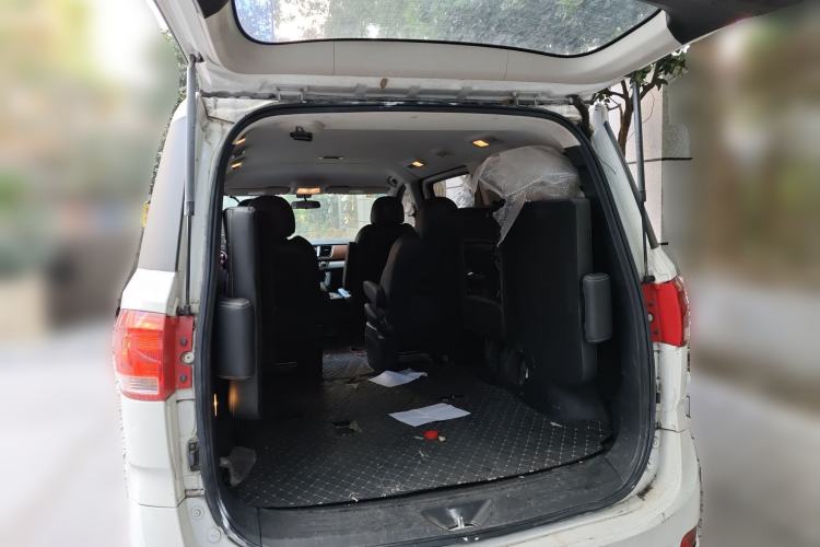 Used SAIC MAXUS G10 2016 2.0T Automatic Elite Edition Trunk