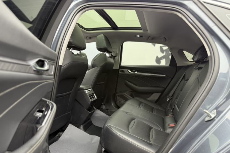 Used Geely Auto Preface 2021 2.0TD Luxury+ Version Interior 2