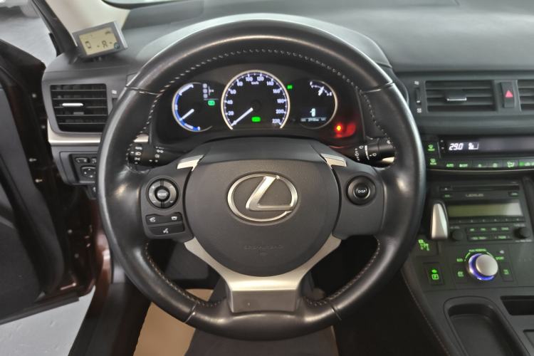 Used Lexus CT 2017 CT200h Elite Edition Monotone China VI