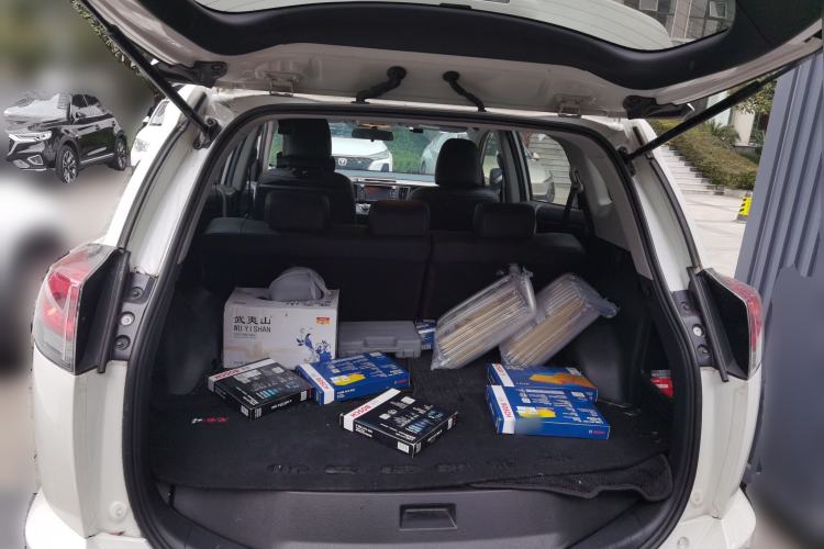 Used Toyota RAV4 2016 2.0L CVT Two-Wheel Drive Fashion Edition China V Standard