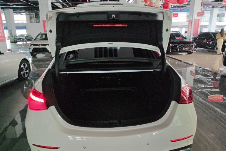 Used Mercedes-Benz C-Class 2025 Facelift C 260 L Sport Edition Trunk