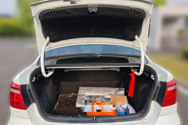 Used Volkswagen Bora 2014 1.6L Automatic Fashion Model