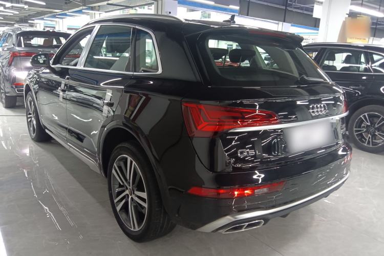 Used Audi Q5L 2022 Updated 40T Luxury Dynamic Edition Rear Left 45 Deg