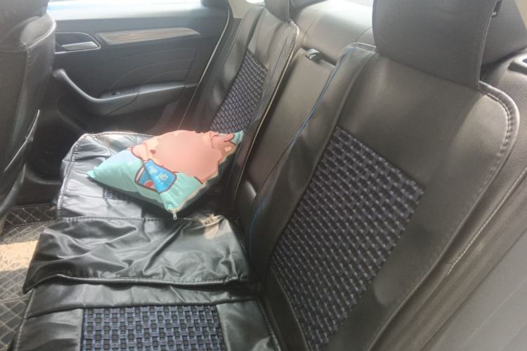 Used Roewe i6 2020 PLUS 1.6L CVT 4G Connected Glory Holographic Edition