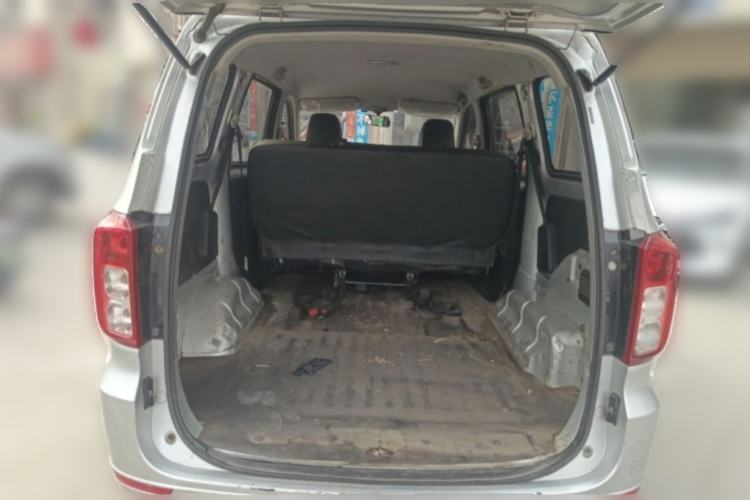Used Wuling Rongguang 2011 1.2L Base Version
