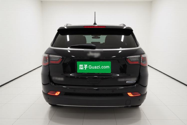 Used Jeep Compass 2017 200T Automatic Family Edition
