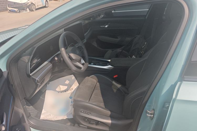 Used Volkswagen Passat 2025 Pro 380TSI Starry Dragon Luxury Edition
