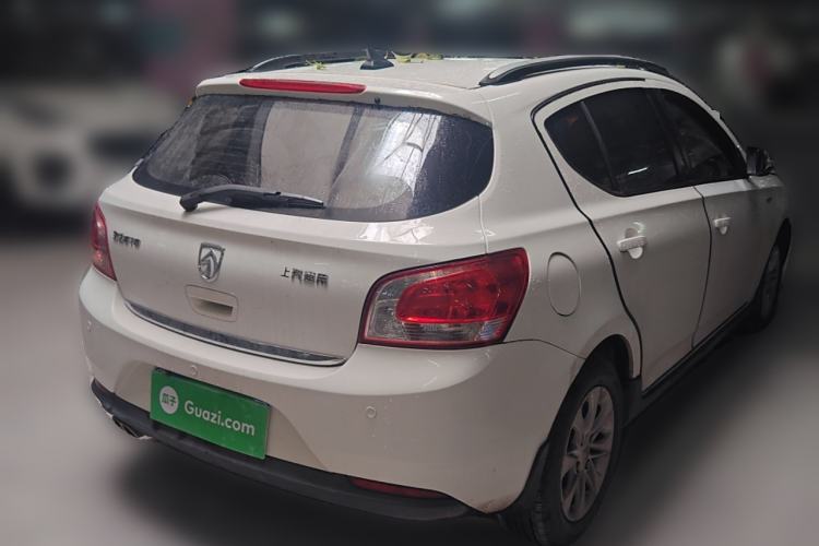 Used Baojun 610 2014 CROSS 1.5L Manual Comfort Model