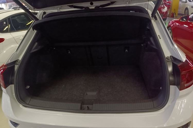 Used Volkswagen T-ROC 2019 280TSI DSG Four-Wheel Drive Luxury Version China V Standard