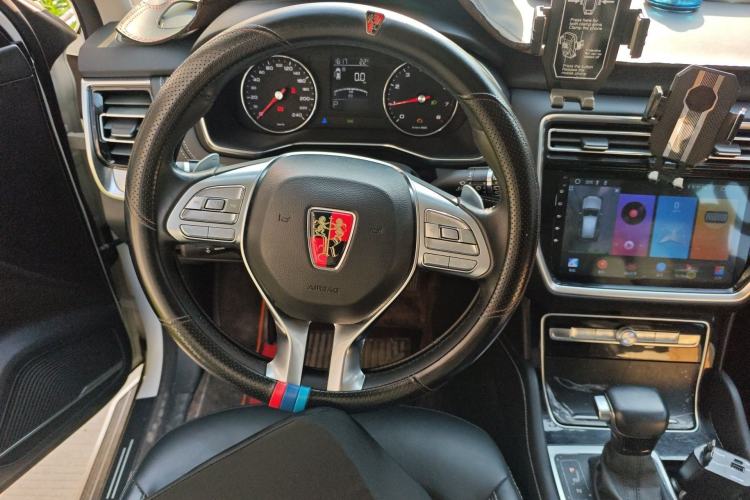 Used Roewe RX8 2019 30T Two-Wheel Drive Supreme Flagship Edition