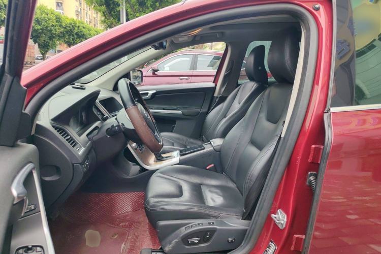 Used Volvo XC60 2015 T5 Smart Upgrade Model