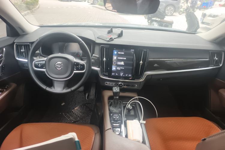 Used Volvo S90 2018 T4 Zhiyuan Edition