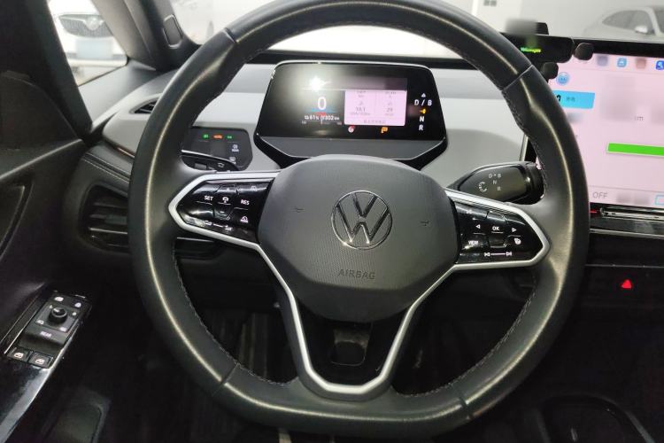 Used Volkswagen ID.3 2025 Smart Edition Outstanding Model
