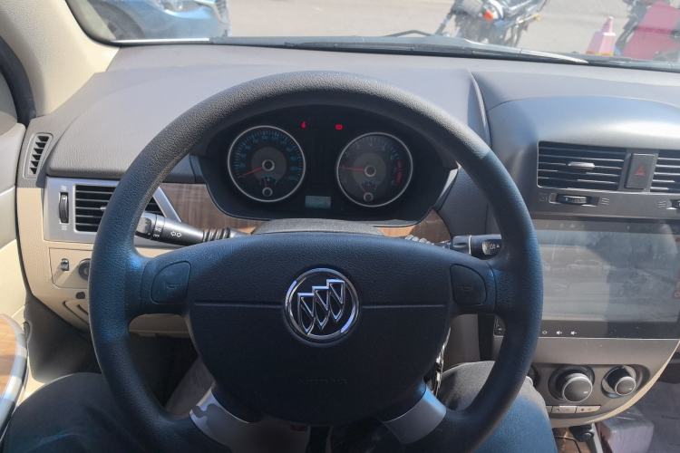 Used Buick Excelle 2015 1.5L Manual Classic Trim
