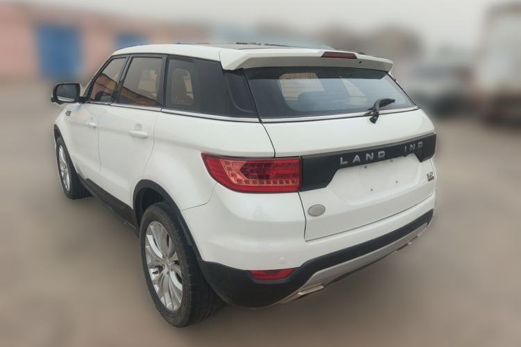 Used Land X7 2015 2.0T Panoramic Prestige Edition
