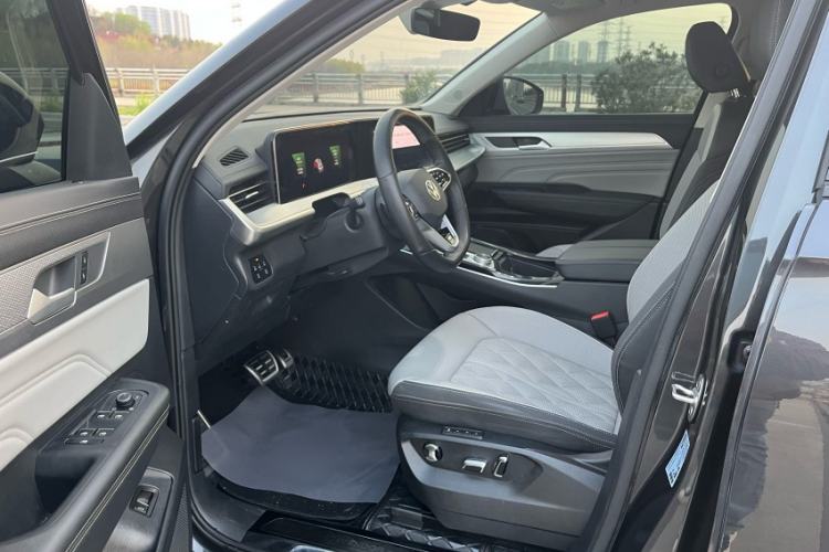 Used Volkswagen Tavendor 2024 380TSI All-Wheel Drive R-Line Cruise Edition
