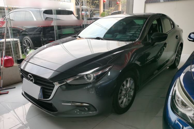 Used Mazda 3 Axela 2017 Sedan 1.5L Automatic Luxury Model Emission Standard China V