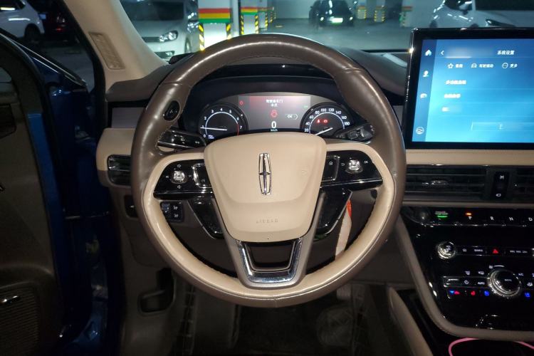 Used Lincoln Corsair 2020 2.0T Two-Wheel Drive Luxury Edition Steering Wheel