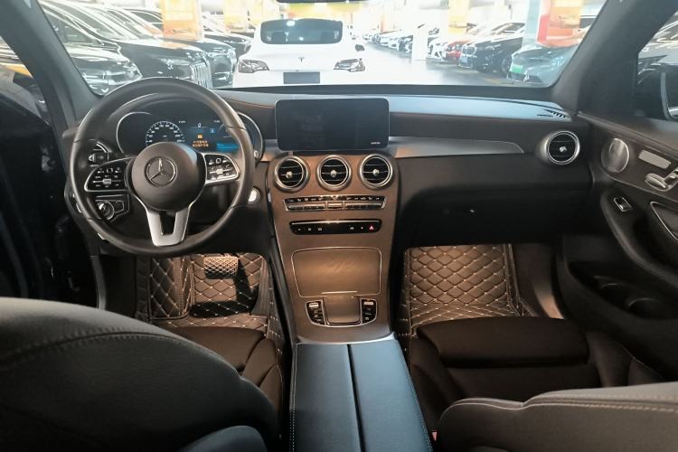 Used Mercedes-Benz GLC 2020 Facelift GLC 260 L 4MATIC Luxury Edition