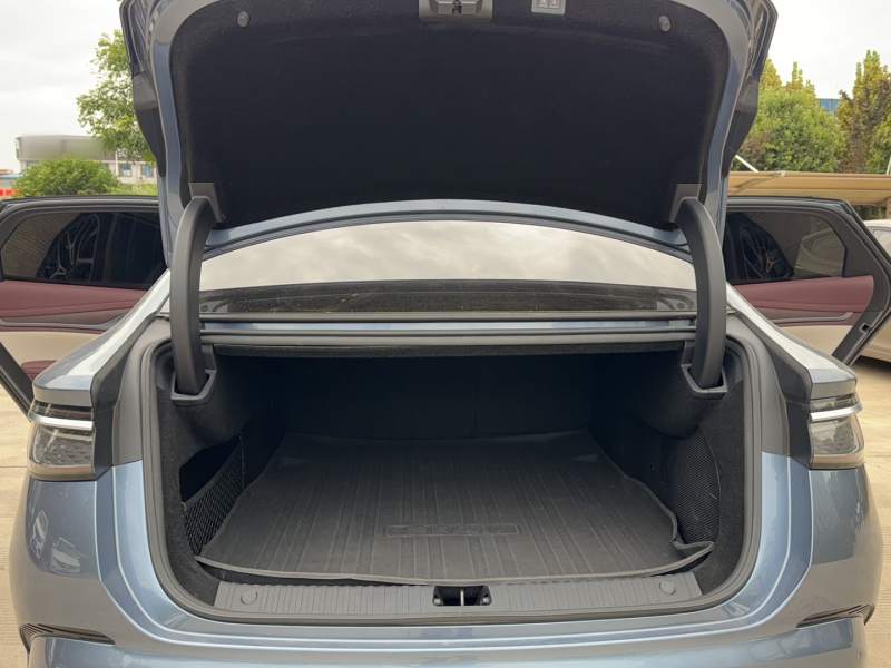Used BYD Seal 2023 DM-i 1.5T 121km Prestige Model — 19
