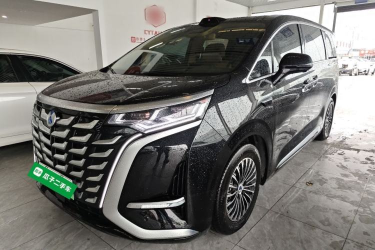 Used Denza D9 2025 DM-i Intelligent Drive 1020 Four-Wheel Drive Prestige Model