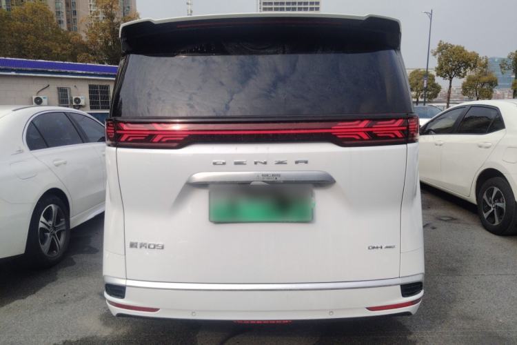 Used Denza D9 2022 DM-i 970 Four-Wheel Drive Flagship Model