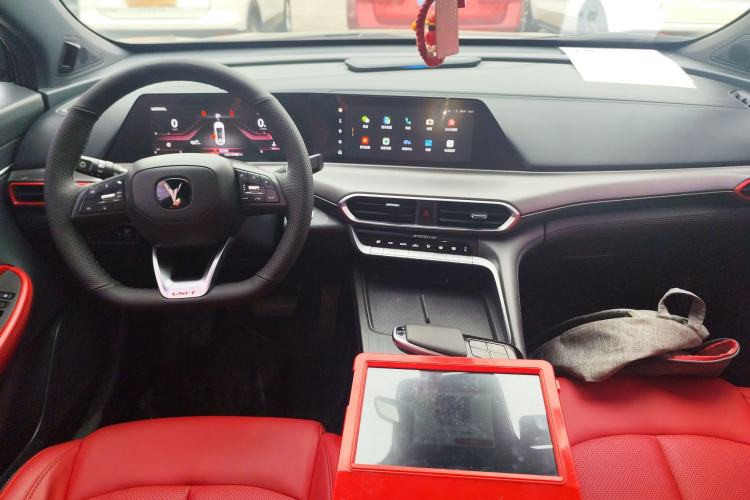 Used CHANGAN UNI-T 2020 1.5T Prestige Version
