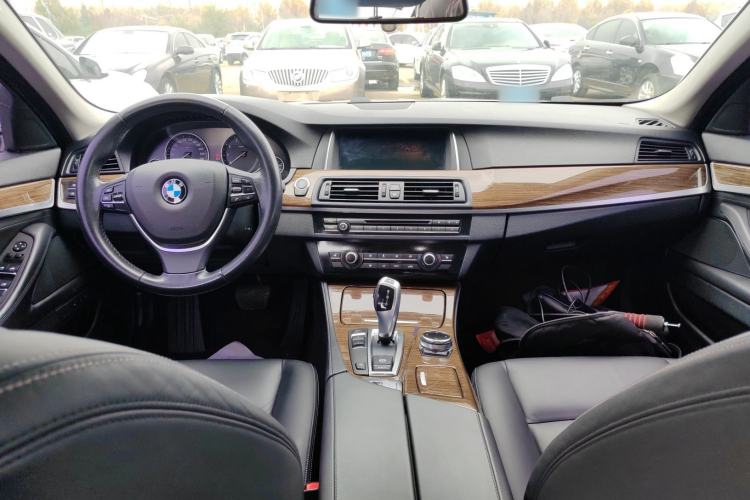 Used BMW 5 Series 2014 525Li Fashion Design Package
