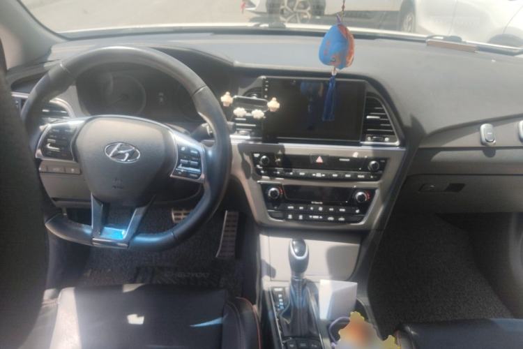 Used Hyundai Sonata 2015 1.6T DLX Prestige Model
