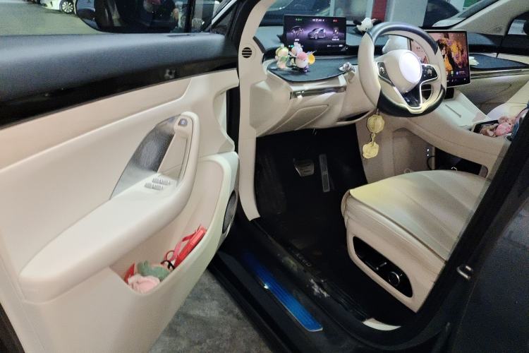 Used Hima Luxeed R7 2024 All-Electric 736 km Ultra