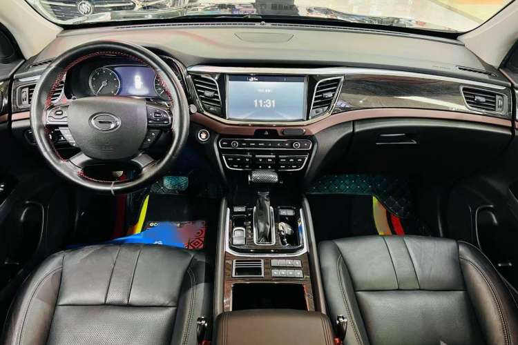 Used GAC Trumpchi GS8 2017 320T Two-Wheel Drive Luxury Smart Connectivity Version (7 Seats)