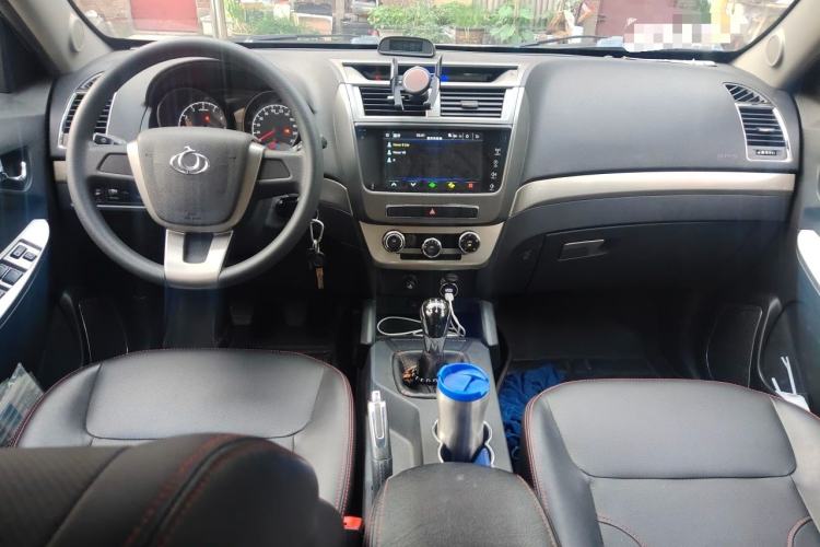 Used Geely Auto GX7 2015 Classic Edition 1.8L Manual Urban Model China V Standard
