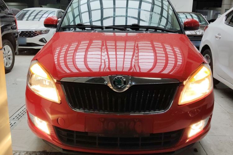 Used Skoda Fabia 2012 1.4L Automatic Crystal Edition Front