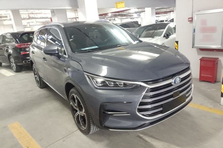 Used BYD Tang New Energy 2021 DM-i 112KM Prestige Model Front Right 45 Deg