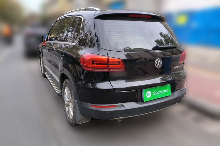 Used Volkswagen Tiguan 2015 1.8TSI Automatic Two-Wheel Drive Luxury Model Rear Left 45 Deg