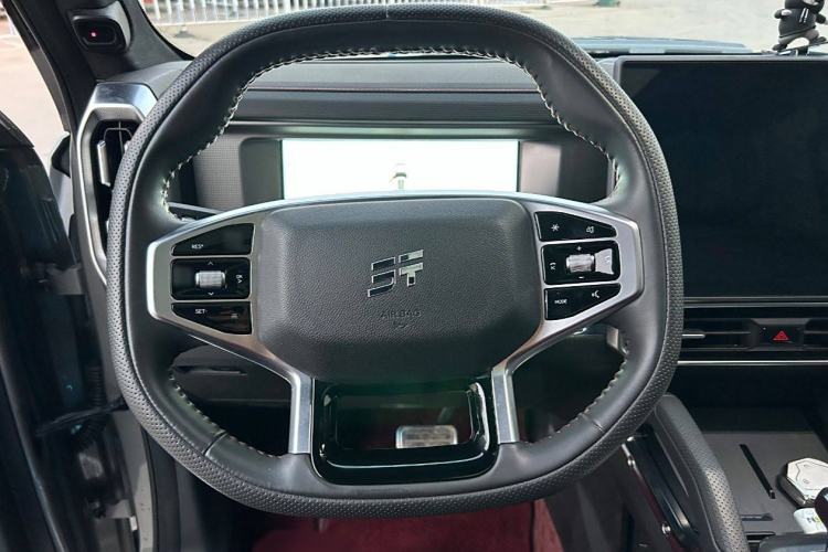 Used JETOUR Traveler 2023 2.0T All-Wheel Drive CrossPRO+
