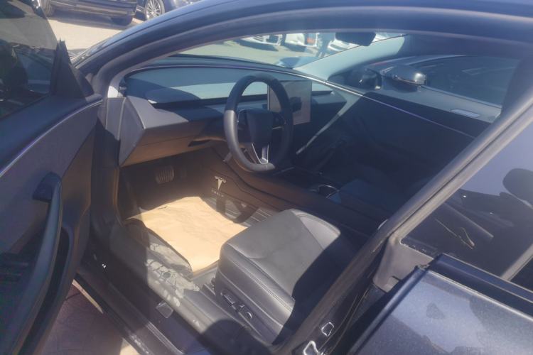 Used Tesla Model 3 2023 Rear-Wheel-Drive Version