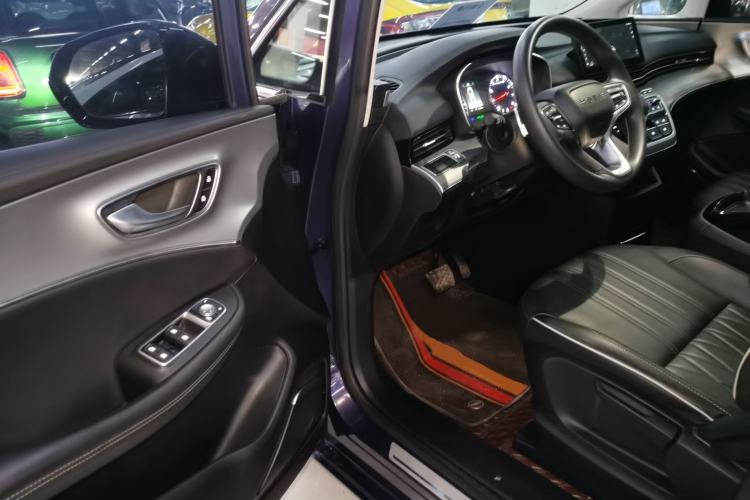 Used Roewe iMAX8 2022 Model 400TGI Exclusive Version for Key Accounts
