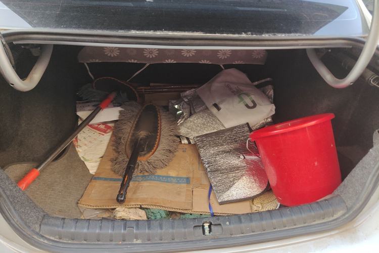 Used Volkswagen Bora 2013 1.6L Automatic Fashion Model Trunk